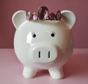 IMAGE - piggy bank, saving for tax